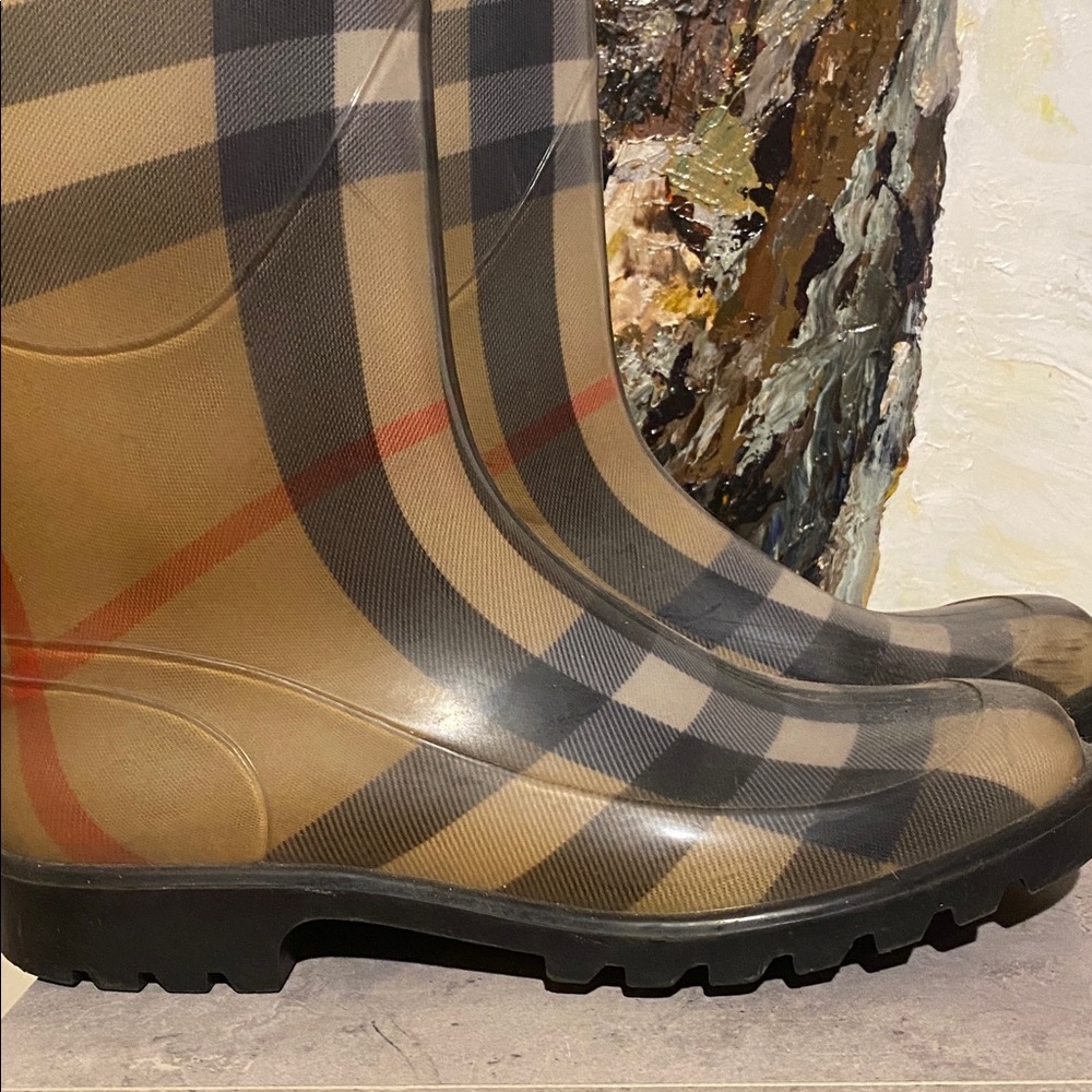 Burberry Rain Boots - Picture 3 of 10